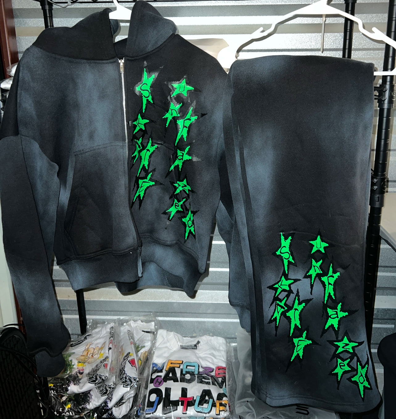 Skate UnFazed Stars Sweat Suit